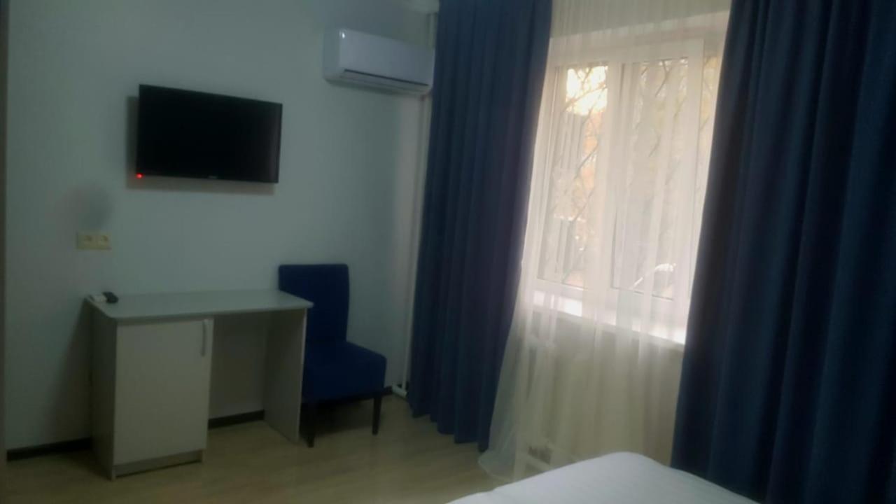 R.Street Hotel Ałma Ata Zewnętrze zdjęcie