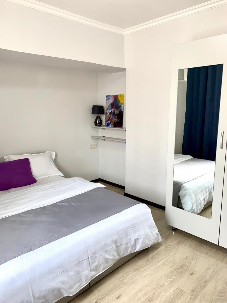 R.Street Hotel Ałma Ata Zewnętrze zdjęcie